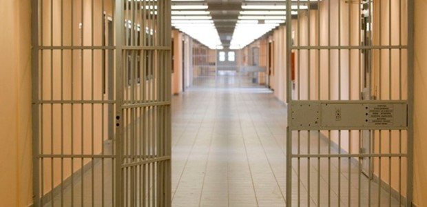 Στη φυλακή 3 κατηγορούμενοι για ναρκωτικά